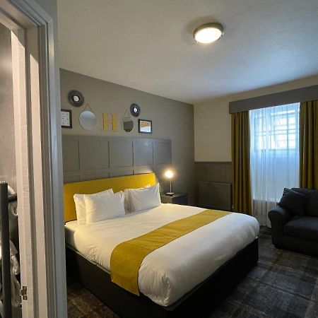The County Hotel Haverfordwest Eksteriør bilde
