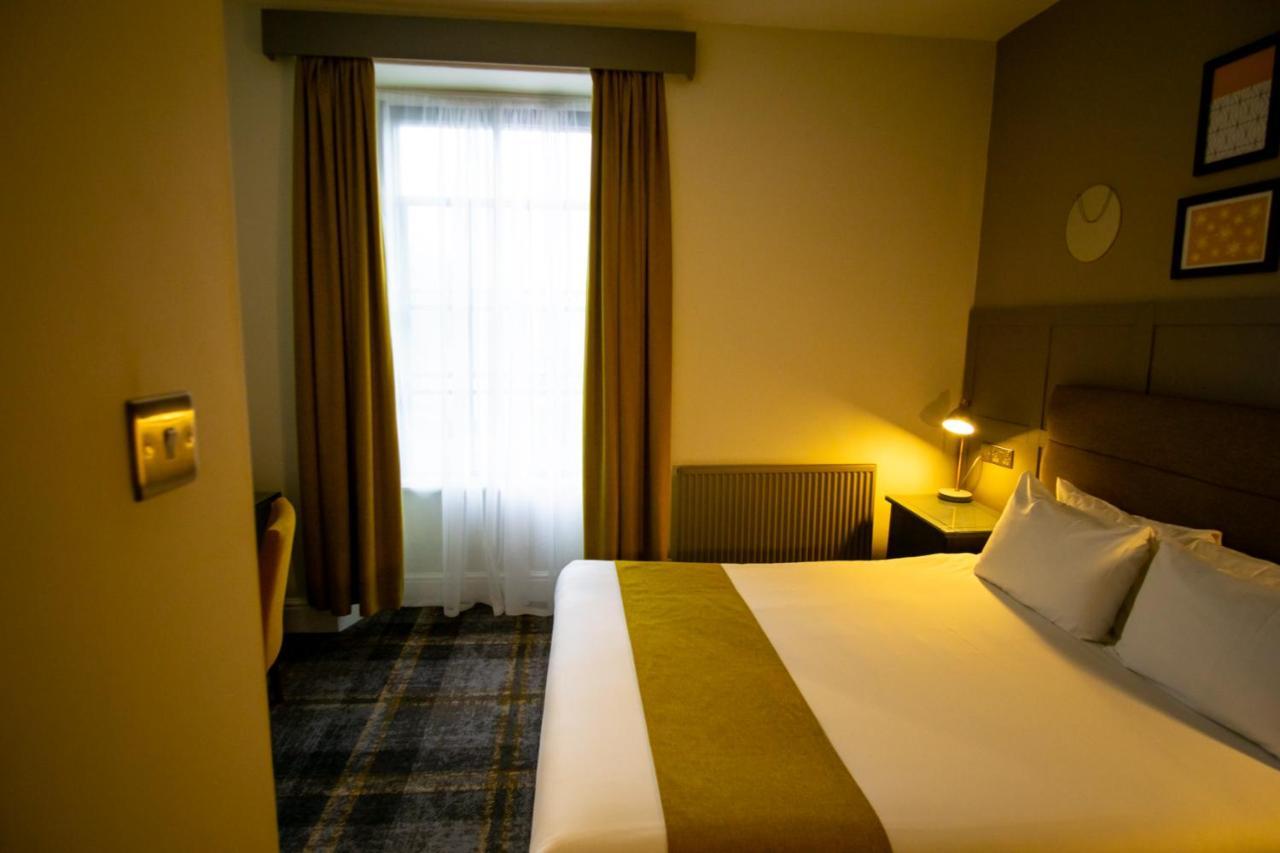 The County Hotel Haverfordwest Eksteriør bilde