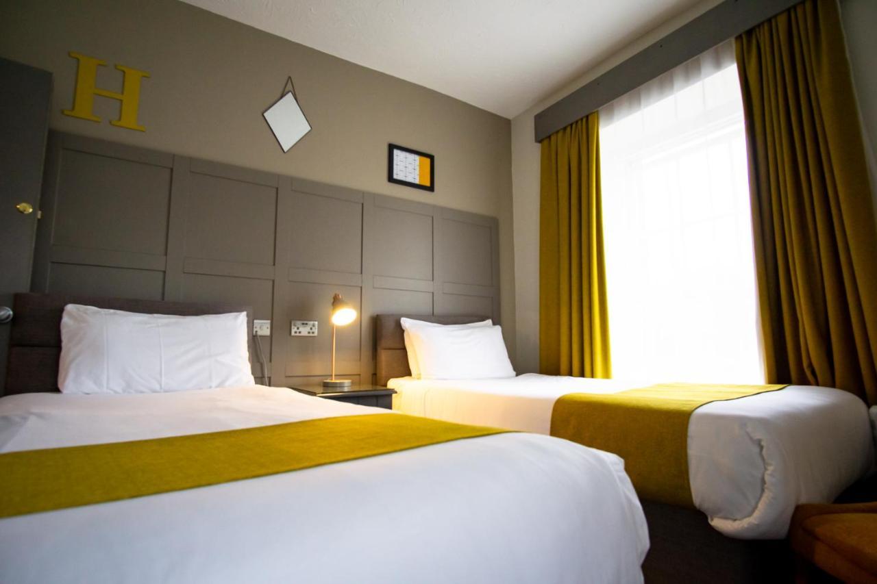The County Hotel Haverfordwest Eksteriør bilde
