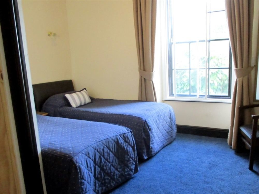 The County Hotel Haverfordwest Eksteriør bilde