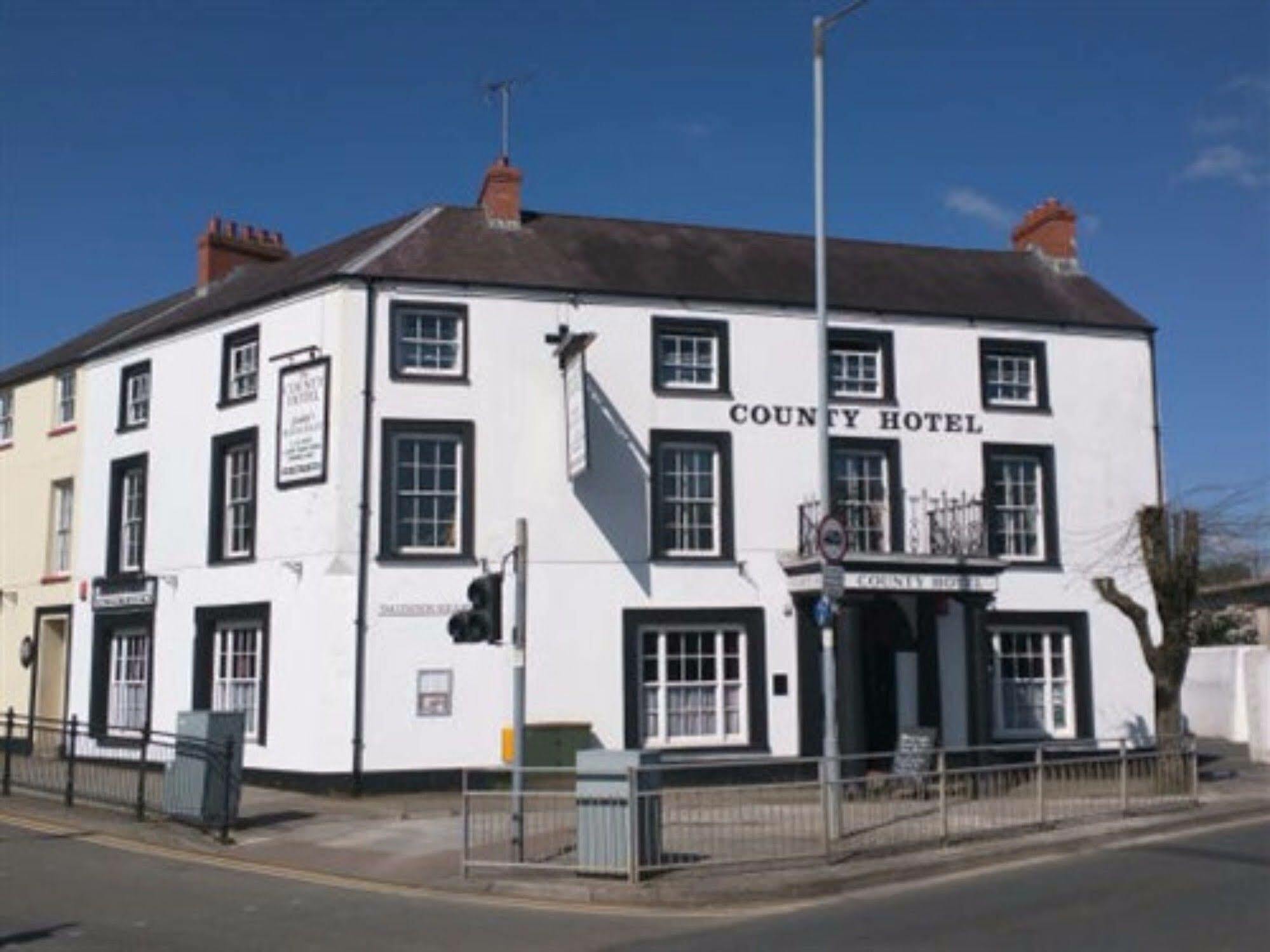 The County Hotel Haverfordwest Eksteriør bilde